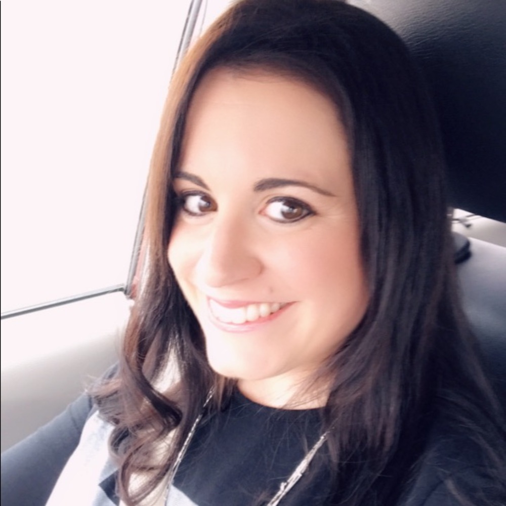 Meet your Posher, Alyssa
